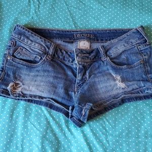 Decree size 5 jean shorts